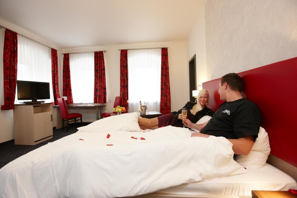 גרדינג Hotel Am Markt חדר תמונה